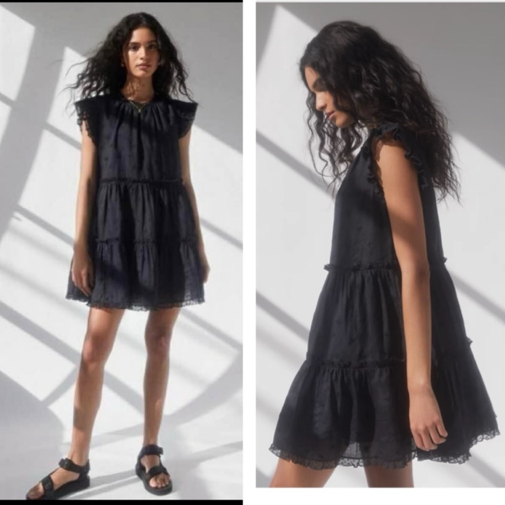 Aritzia‎ Wilfred NEW Nomad Babydoll Tiered Dress Embroidered Lace Cotton Black M